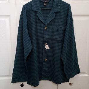 Bill Blass PJ Top Green Plaid Pattern Size L‎